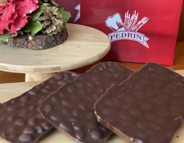 Turrón chocolate negro y almendras