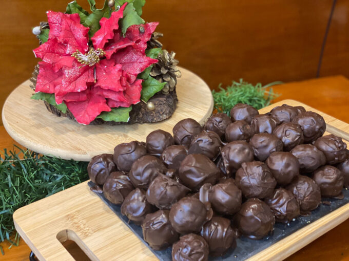 Bolas de coco con chocolate